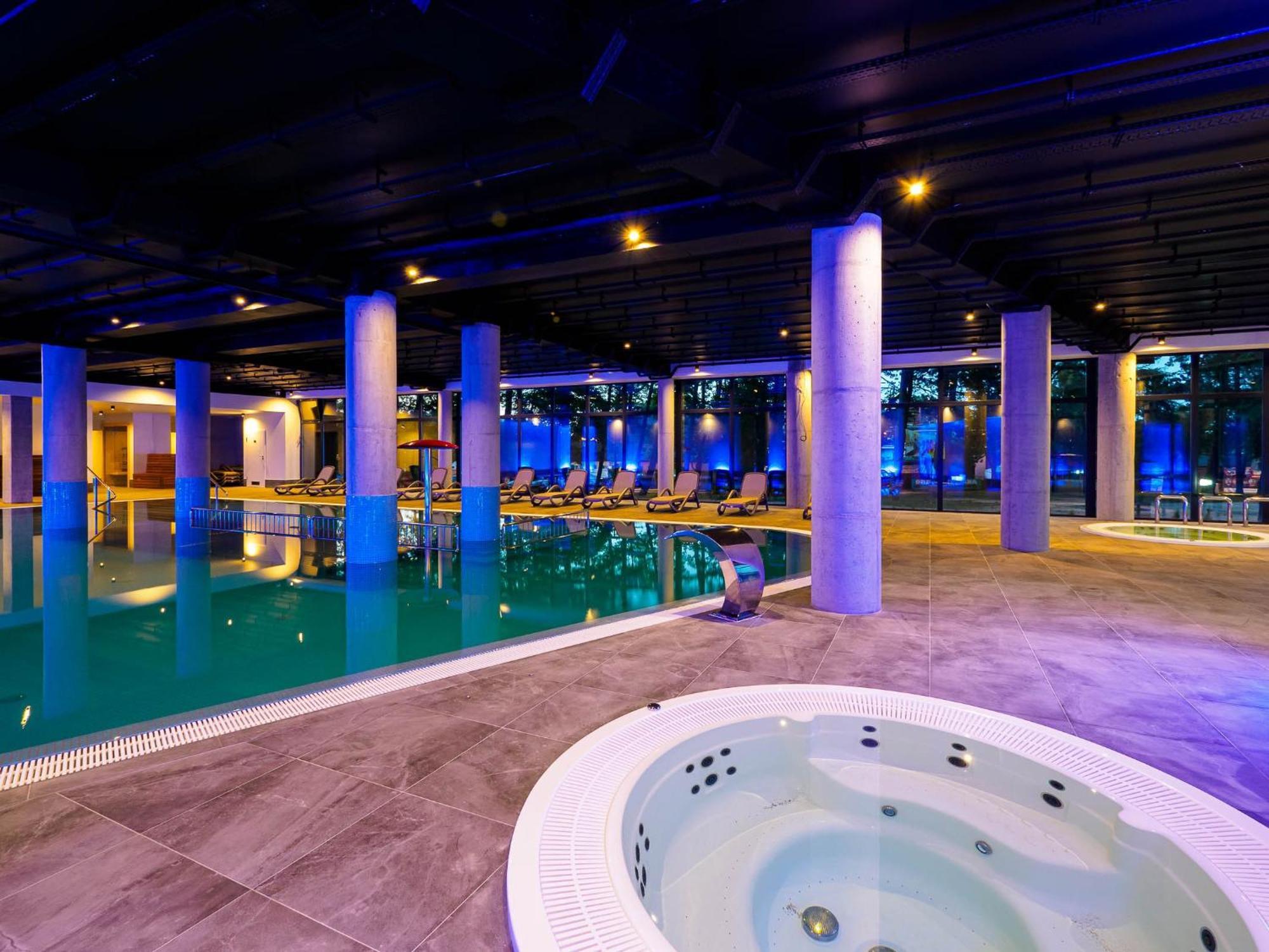 Resort Krol Plaza Spa & Wellness Jaroslawiec Luaran gambar